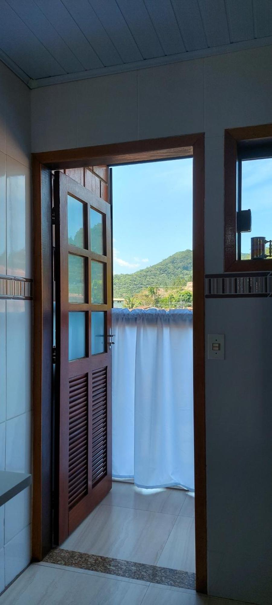 Chale Borasol Martim De Sa Piscina 600Mts Da Praia Apartamento Caraguatatuba Exterior foto